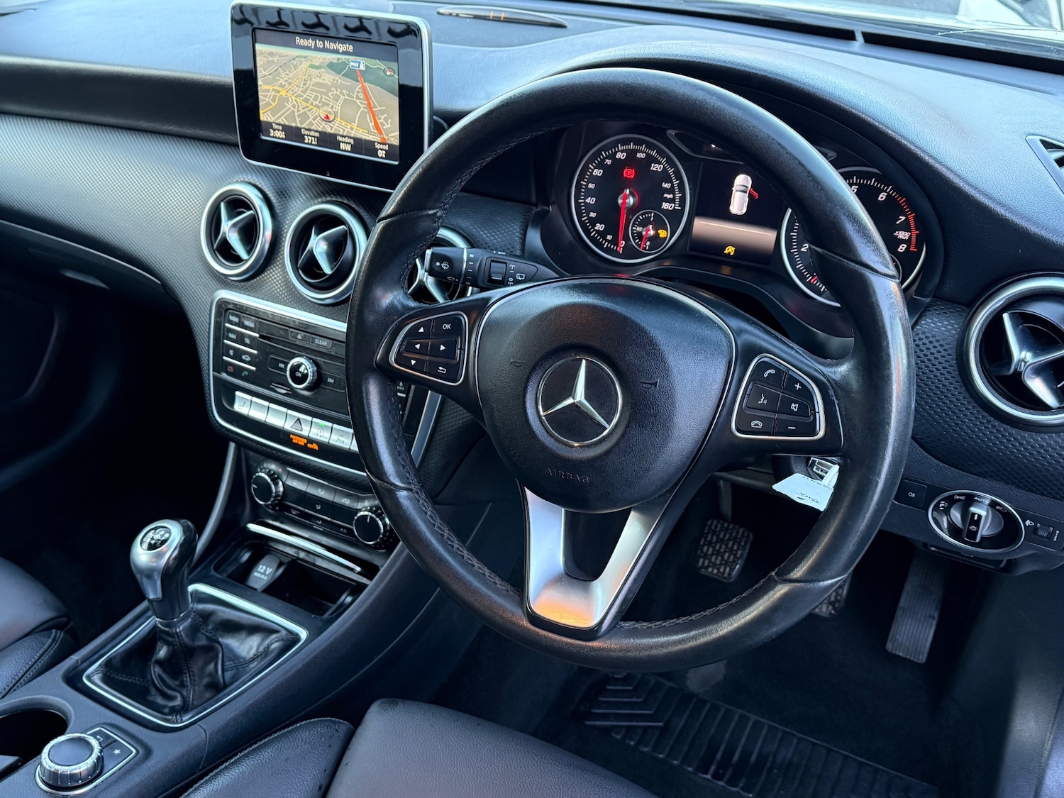 Used Mercedes-Benz A-Class 2017 for sale - 76626724: Photo 5