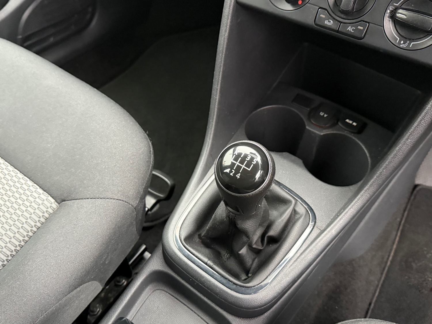 Used Volkswagen Polo 2013 for sale - 76664661: Photo 23