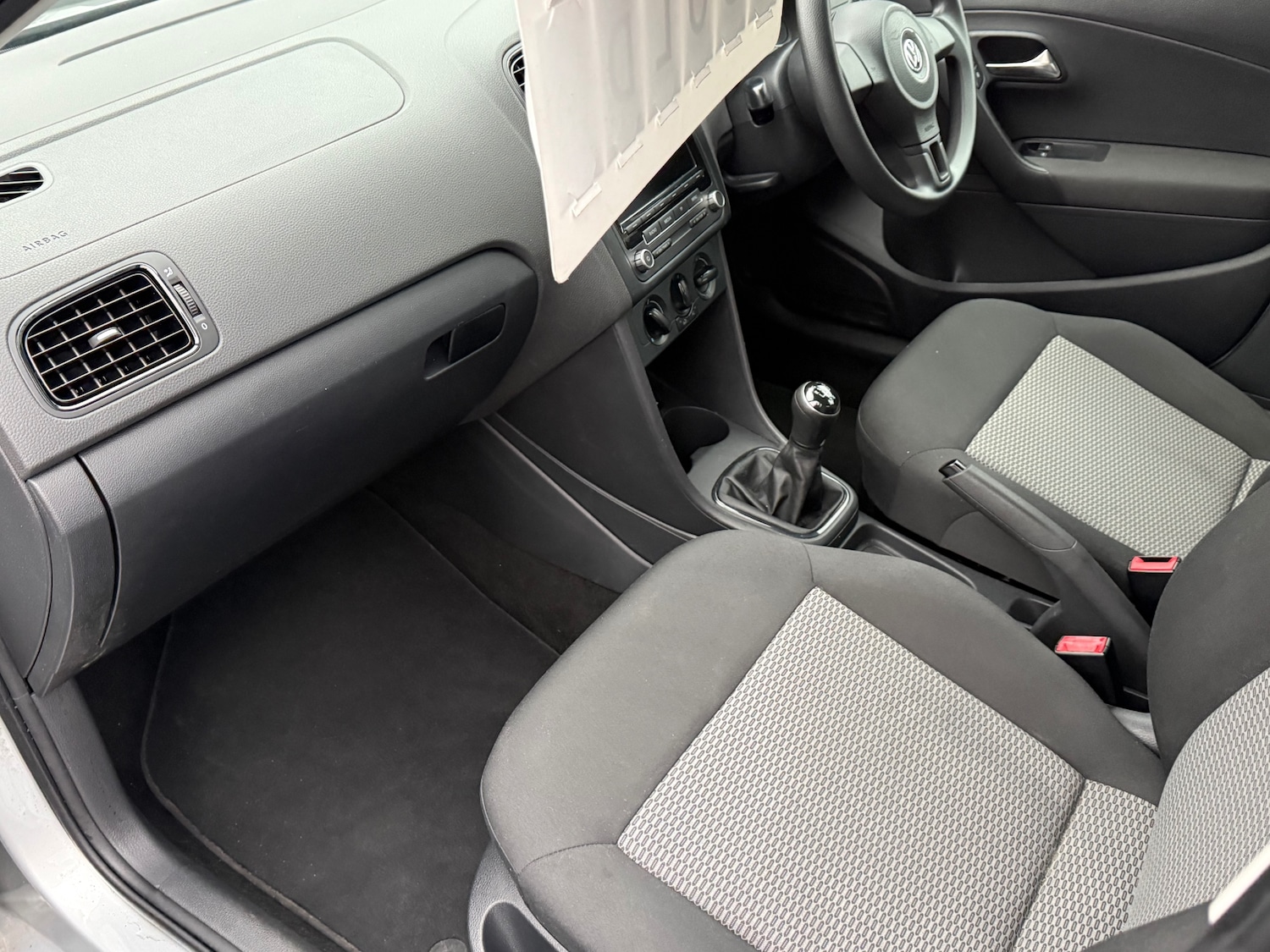 Used Volkswagen Polo 2013 for sale - 76664661: Photo 29