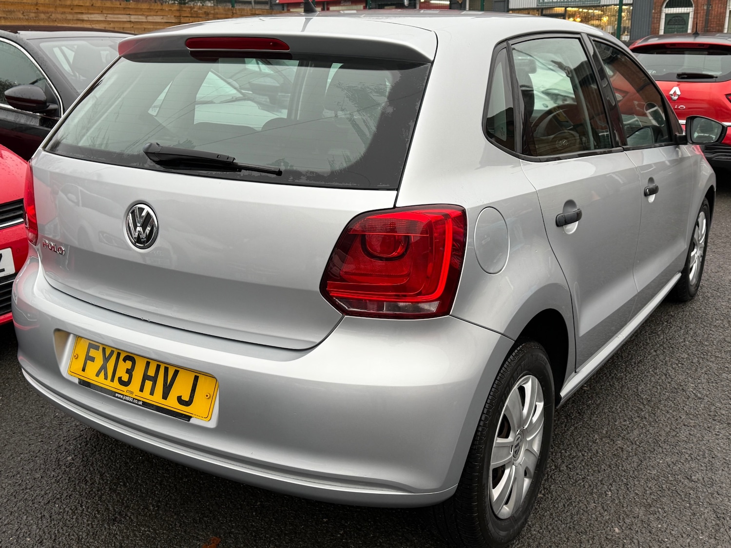 Used Volkswagen Polo 2013 for sale - 76664661: Photo 3