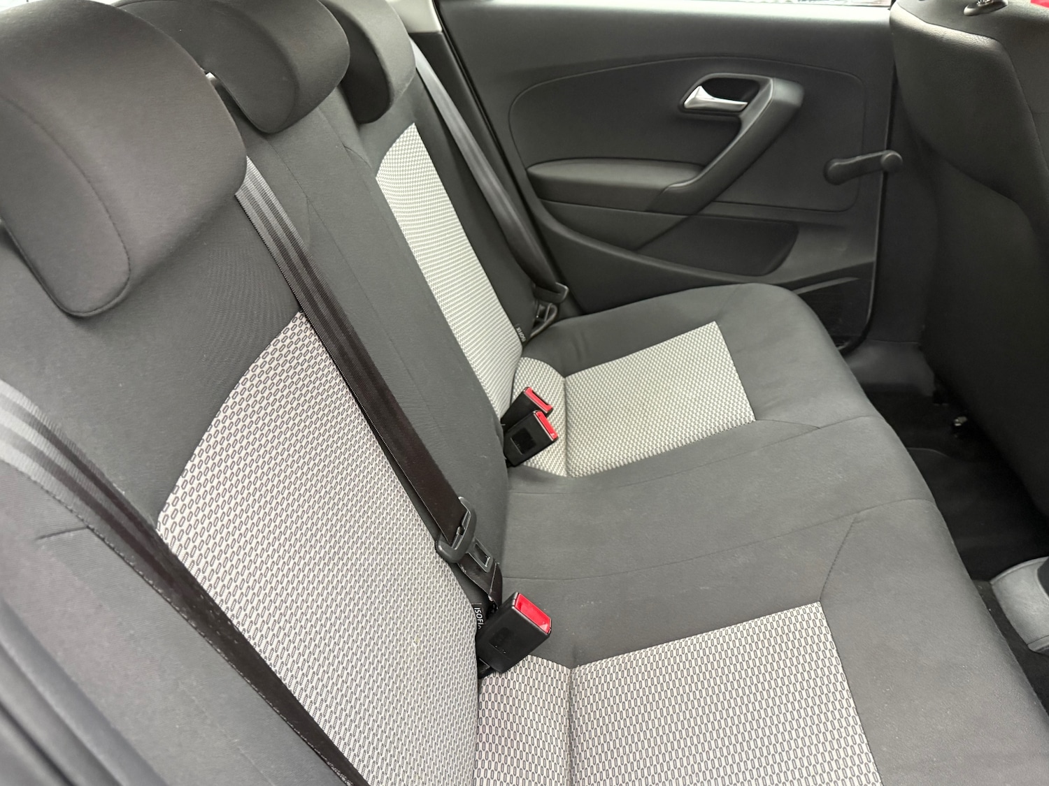 Used Volkswagen Polo 2013 for sale - 76664661: Photo 33