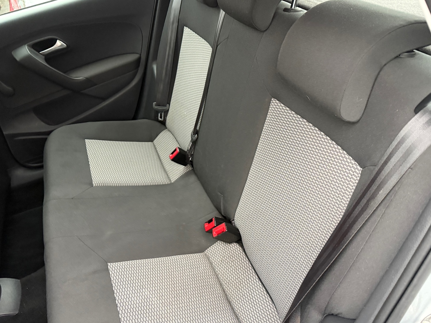 Used Volkswagen Polo 2013 for sale - 76664661: Photo 34