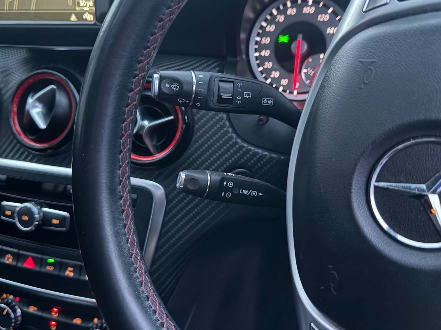 Used Mercedes-Benz A-Class 2013 for sale - 76908286: Photo 24