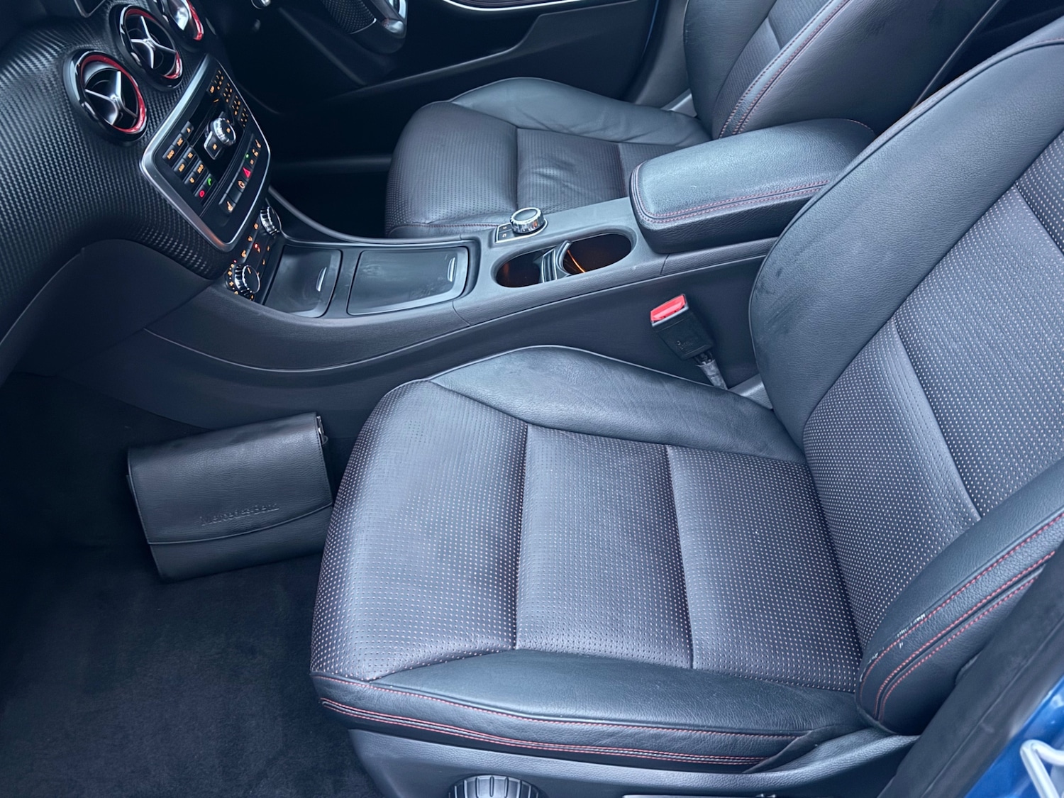 Used Mercedes-Benz A-Class 2013 for sale - 76908286: Photo 32