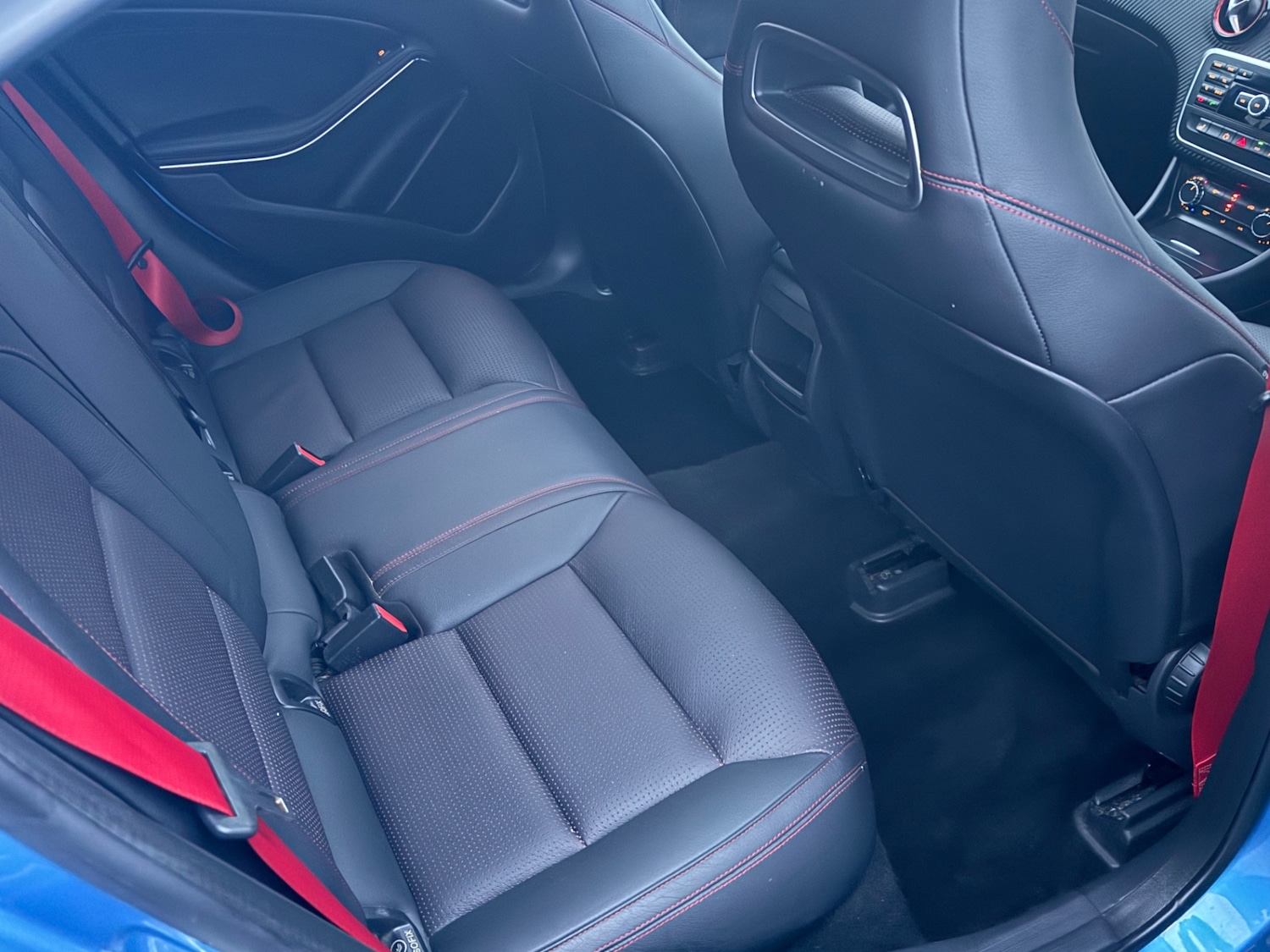 Used Mercedes-Benz A-Class 2013 for sale - 76908286: Photo 8