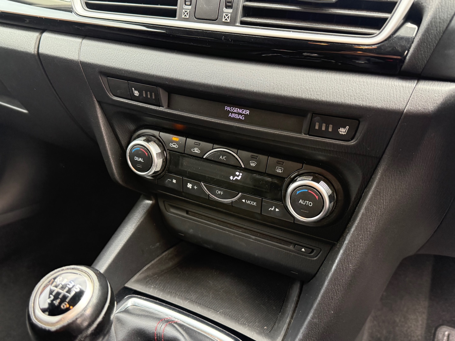 Used Mazda Mazda3 2014 for sale - 76209549: Photo 26