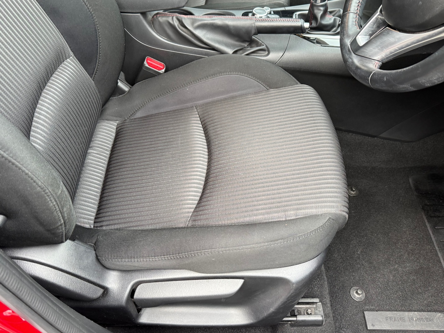 Used Mazda Mazda3 2014 for sale - 76209549: Photo 30