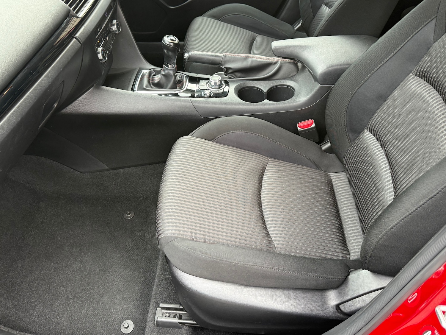 Used Mazda Mazda3 2014 for sale - 76209549: Photo 31