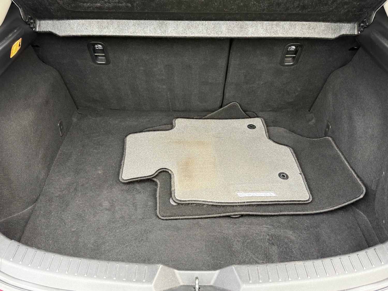 Used Mazda Mazda3 2014 for sale - 76209549: Photo 40