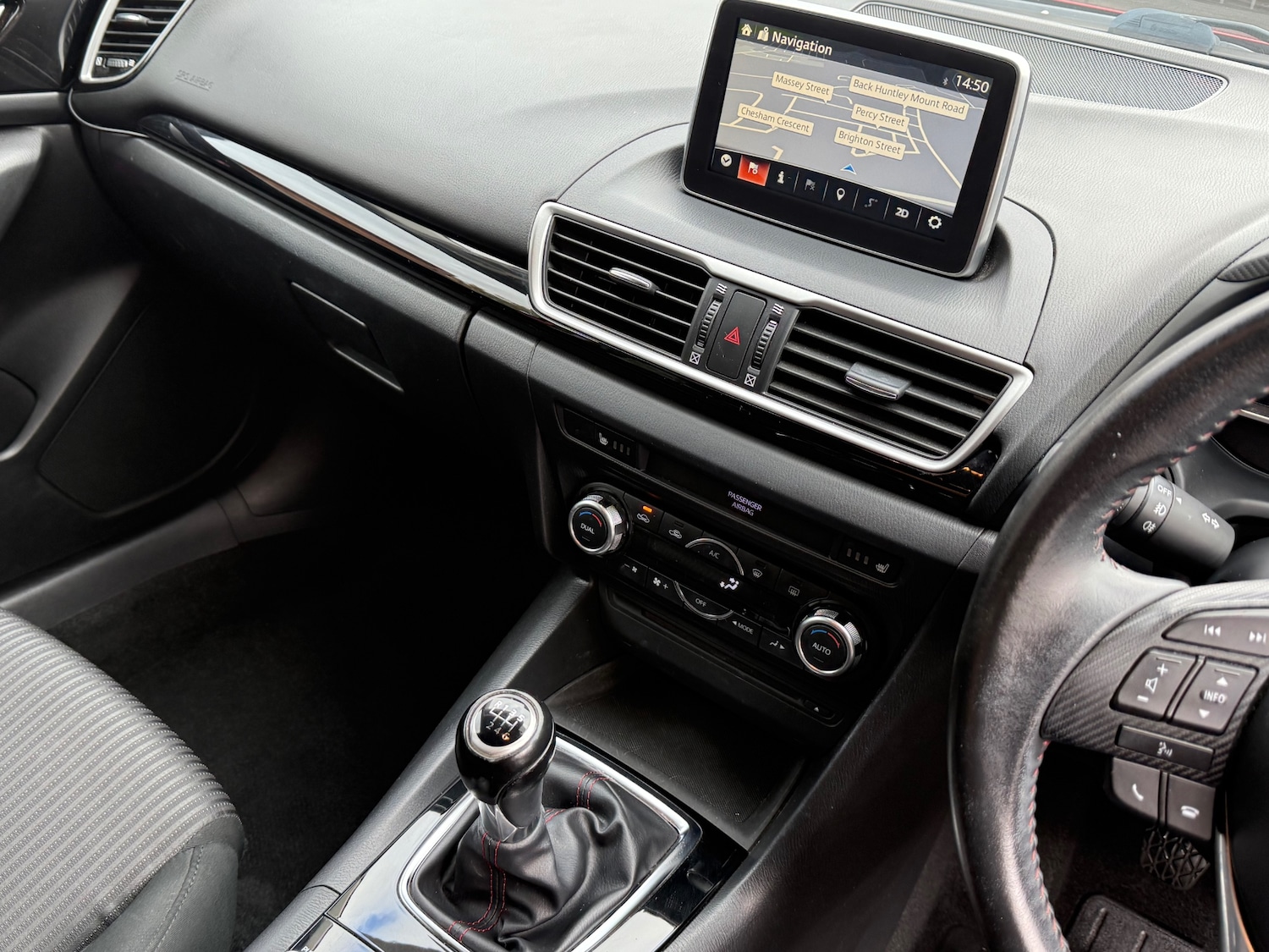 Used Mazda Mazda3 2014 for sale - 76209549: Photo 6