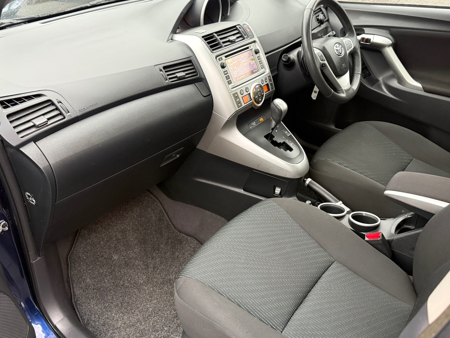 Used Toyota Verso 2012 for sale - 77199216: Photo 31