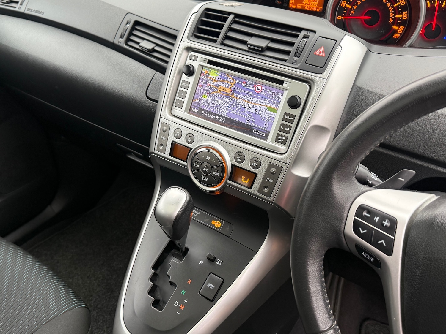 Used Toyota Verso 2012 for sale - 77199216: Photo 6