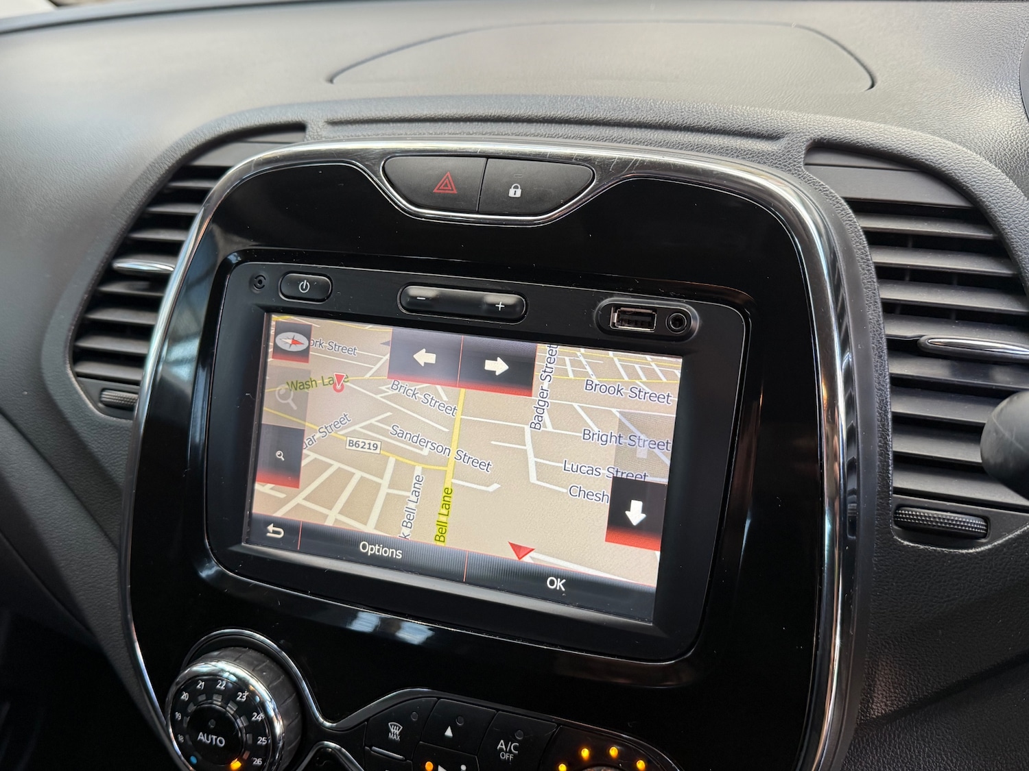 Used Renault Captur 2016 for sale - 77199223: Photo 24