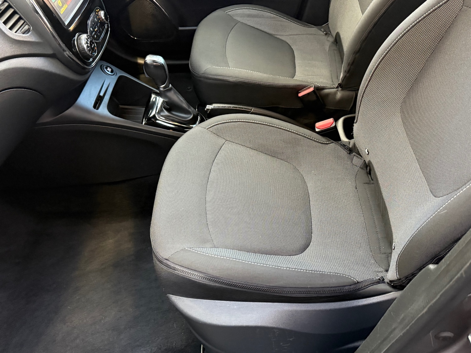 Used Renault Captur 2016 for sale - 77199223: Photo 30