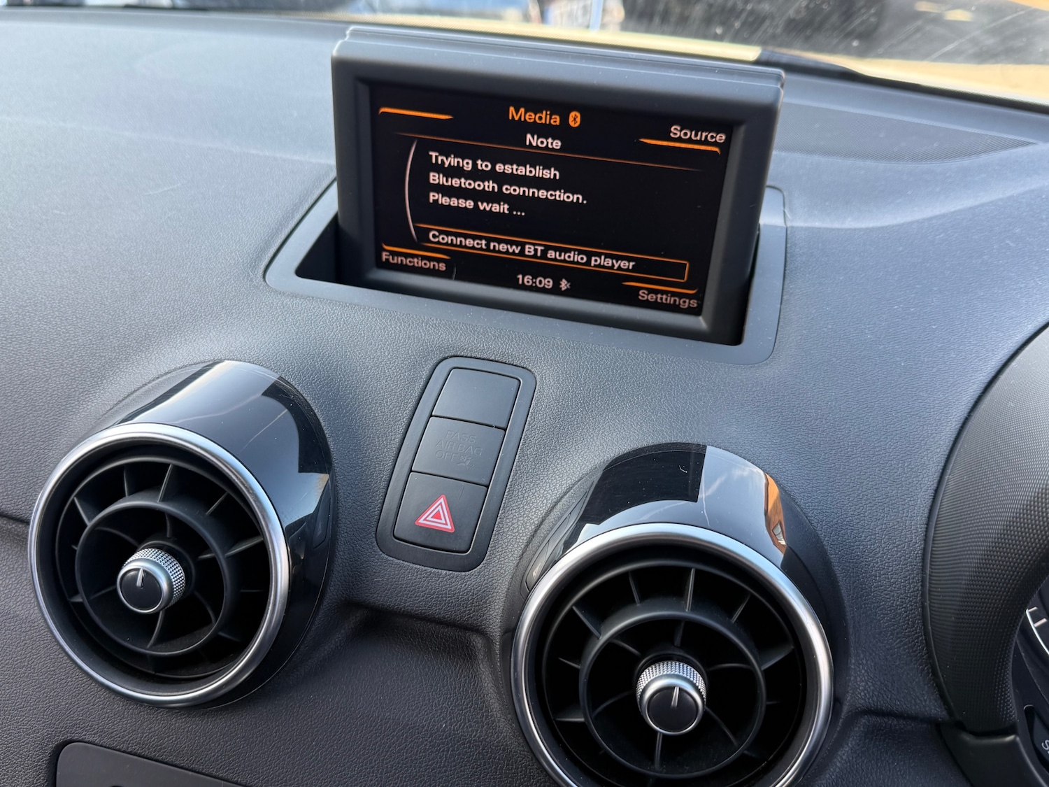 Used Audi A1 2011 for sale - 78155741: Photo 23