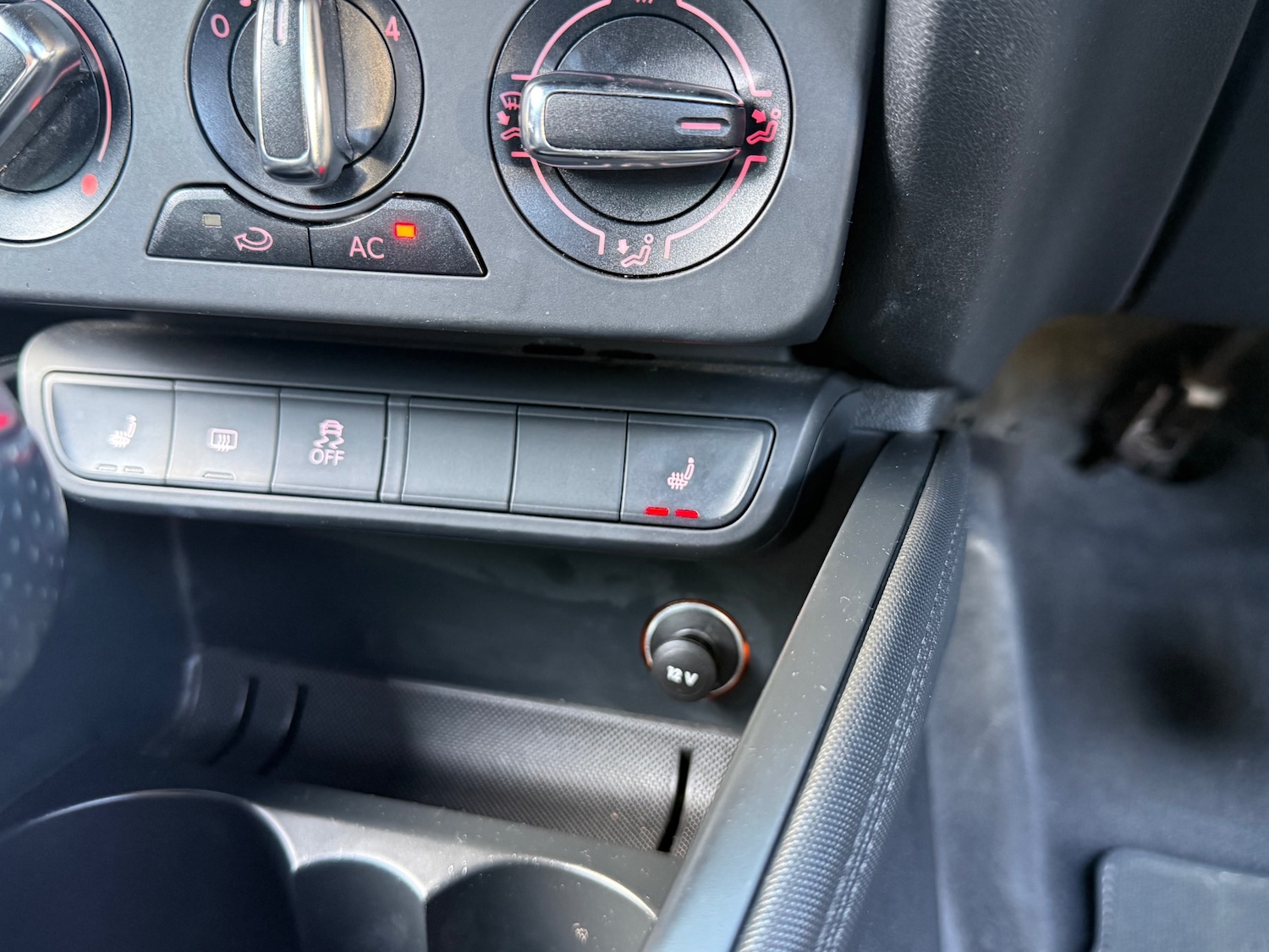 Used Audi A1 2011 for sale - 78155741: Photo 26