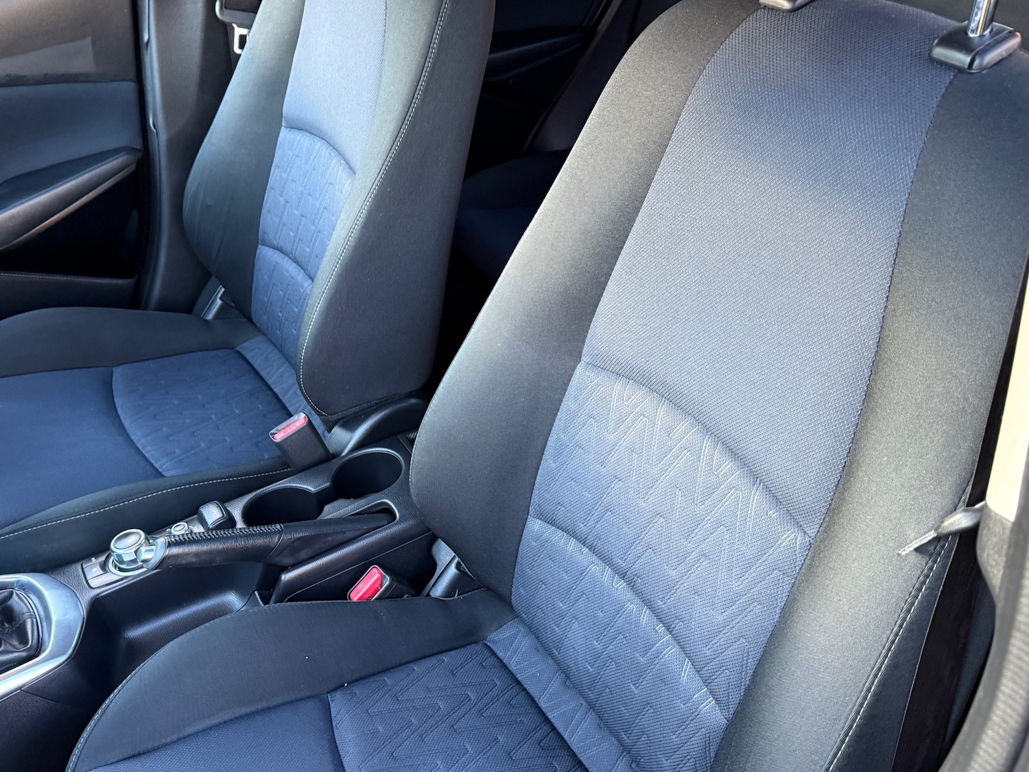 Used Mazda Mazda2 2015 for sale - 77137238: Photo 7