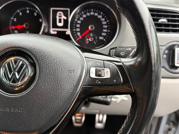 Used Volkswagen Polo 2015 for sale - 76209523: Photo 20