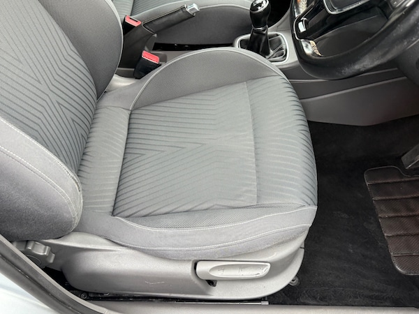Used Volkswagen Polo 2015 for sale - 76209523: Photo 28