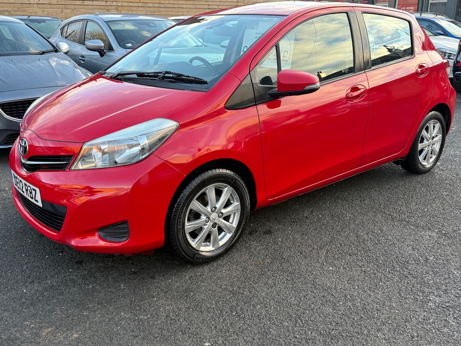 Used Toyota Yaris 2012 for sale - 77054822: Photo 10