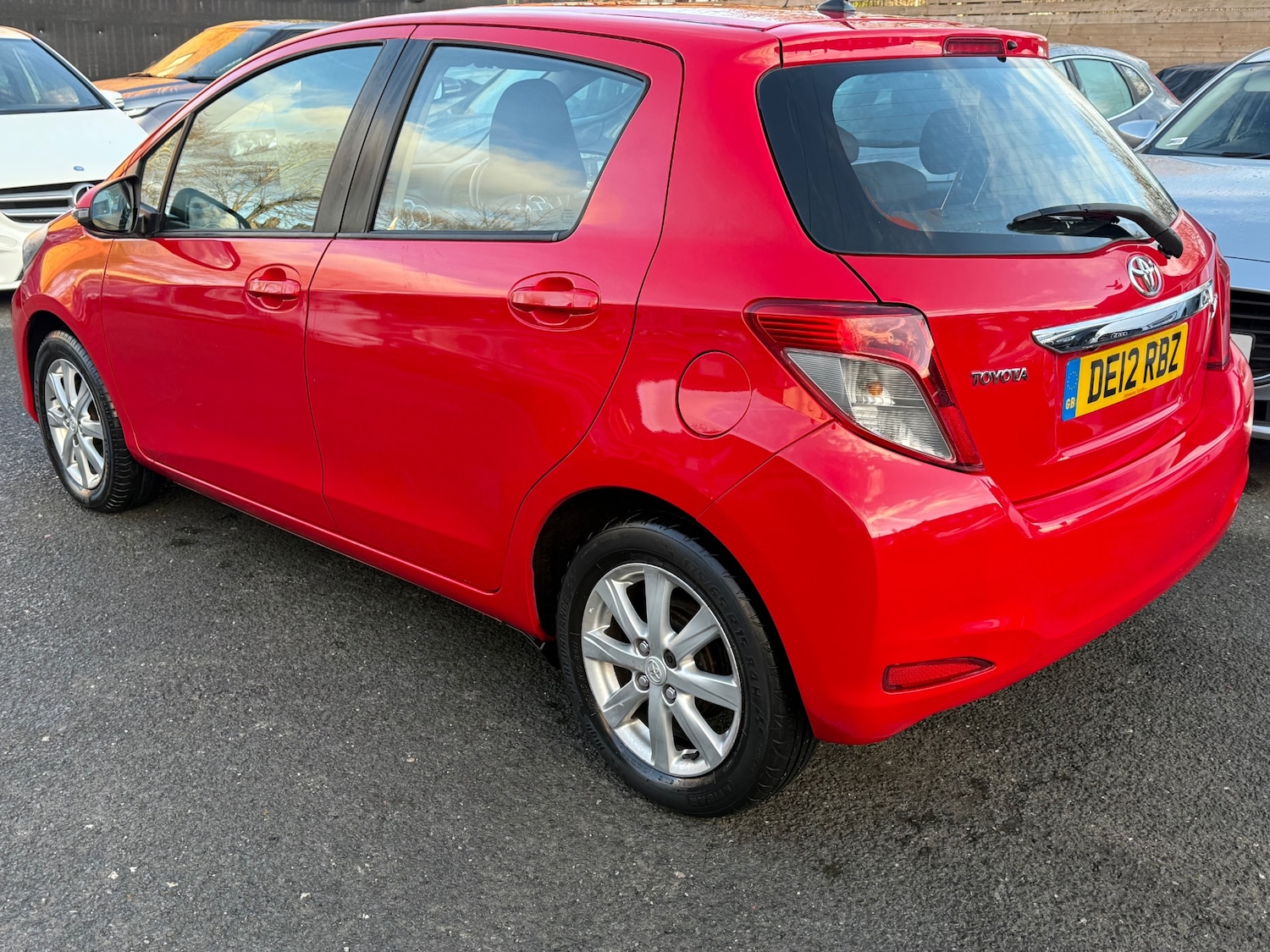 Used Toyota Yaris 2012 for sale - 77054822: Photo 12