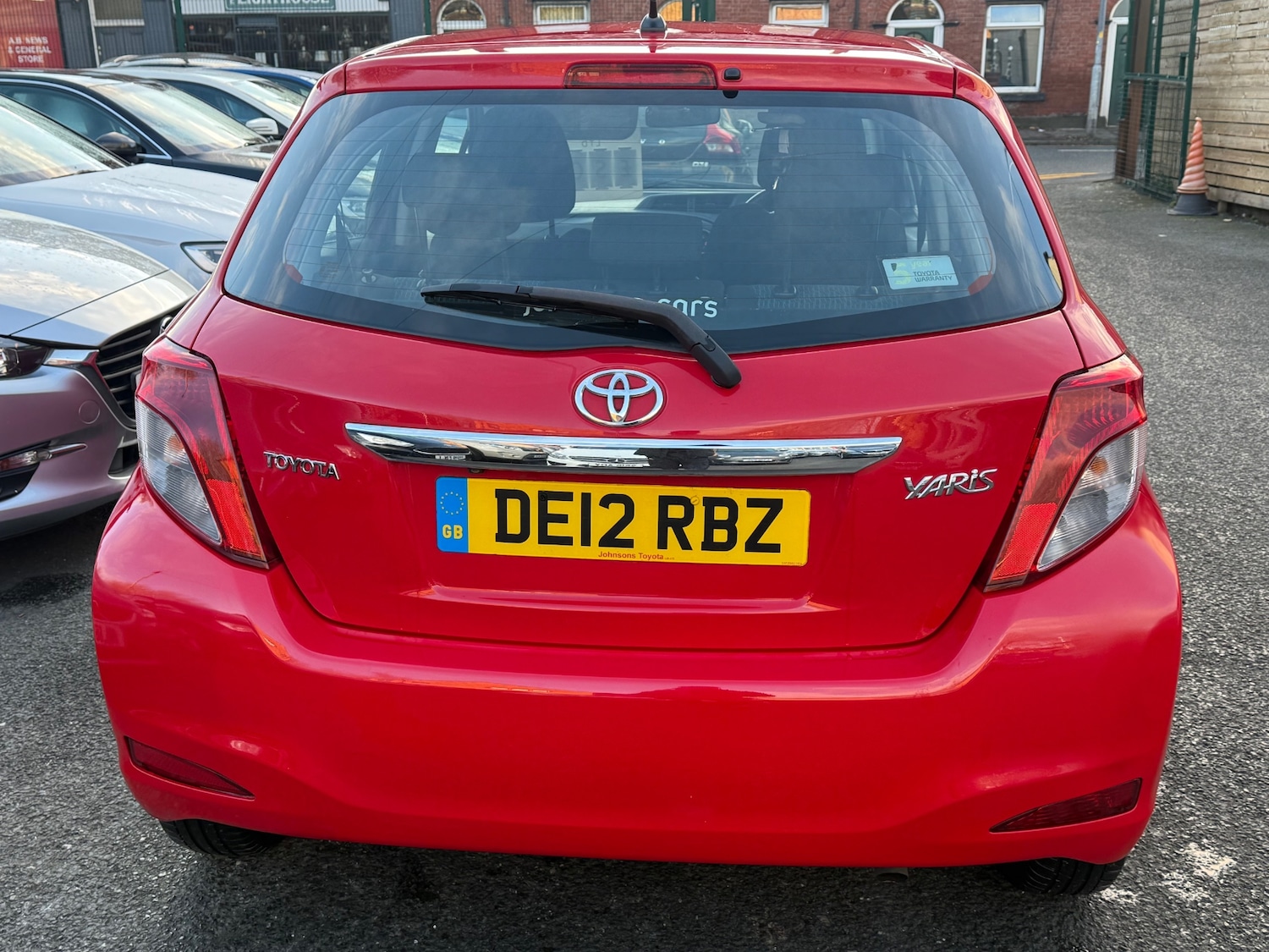 Used Toyota Yaris 2012 for sale - 77054822: Photo 14