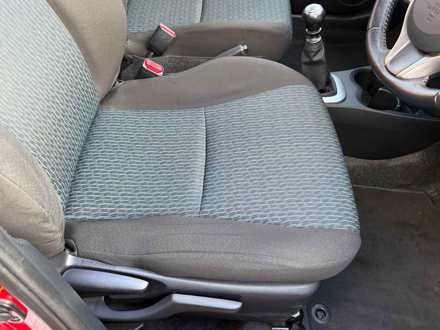 Used Toyota Yaris 2012 for sale - 77054822: Photo 27