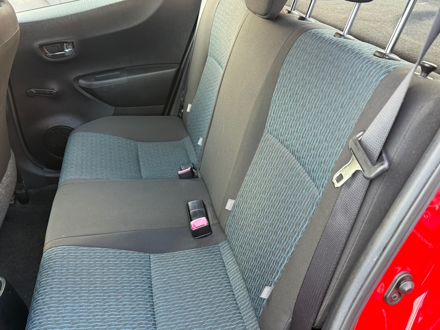 Used Toyota Yaris 2012 for sale - 77054822: Photo 36