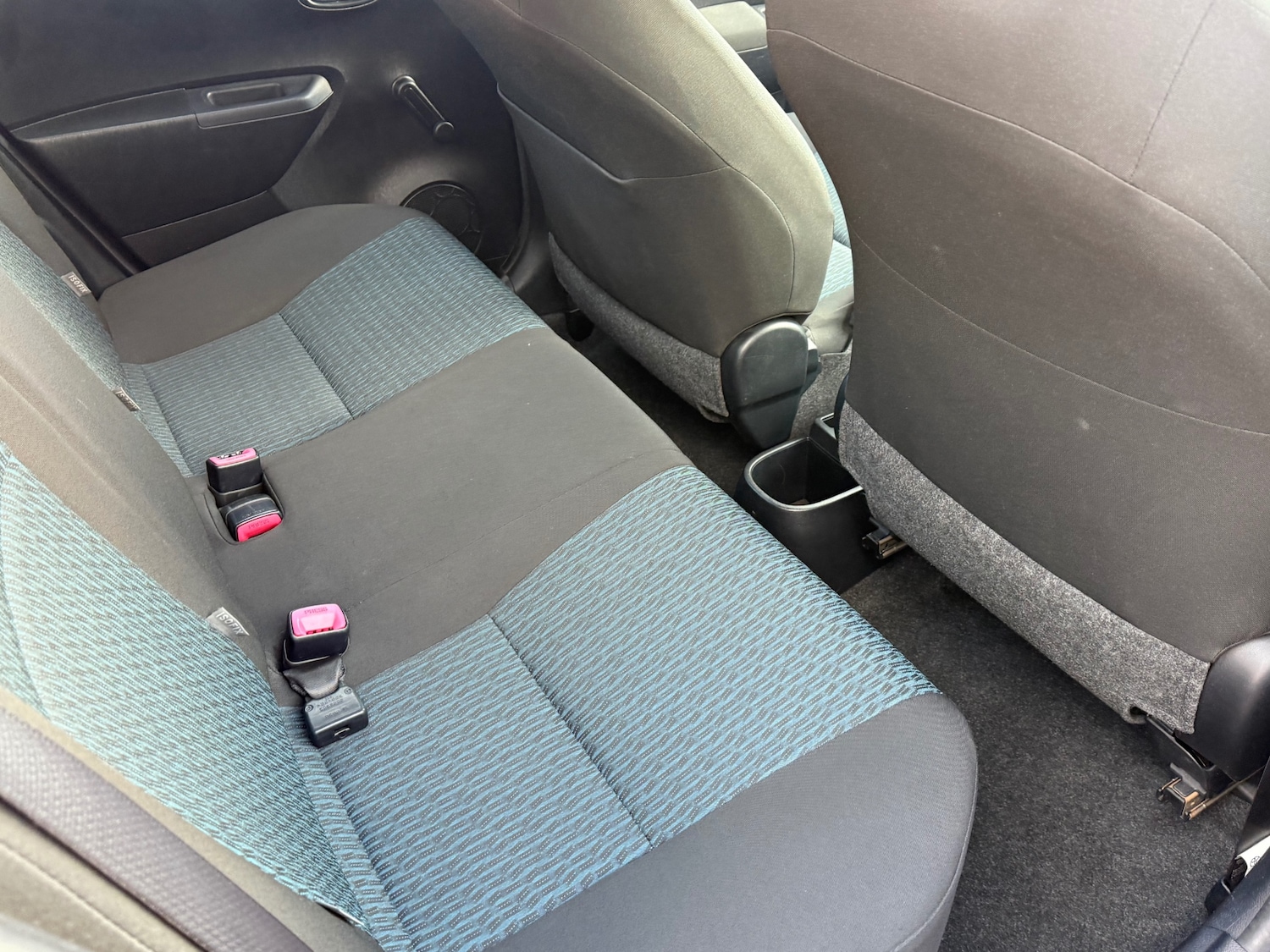 Used Toyota Yaris 2012 for sale - 77054822: Photo 8