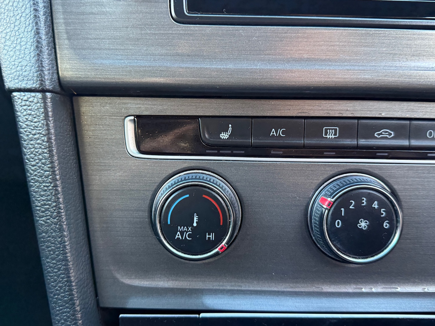 Used Volkswagen Golf 2013 for sale - 76375432: Photo 25