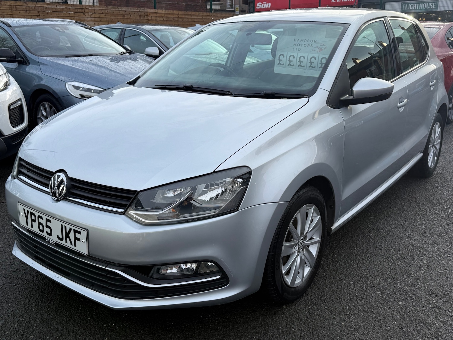 Used Volkswagen Polo 2015 for sale - 77151582: Photo 2