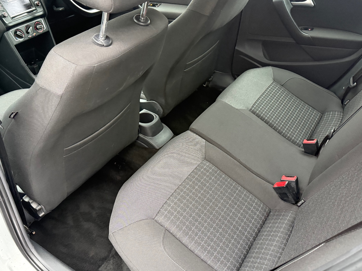 Used Volkswagen Polo 2015 for sale - 77151582: Photo 33