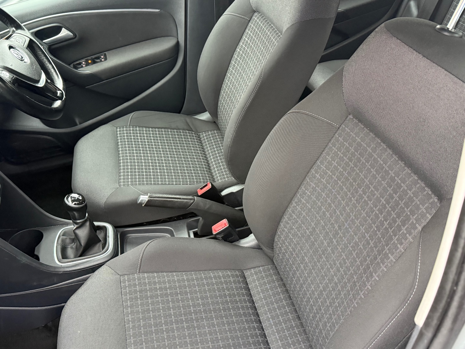 Used Volkswagen Polo 2015 for sale - 77151582: Photo 7