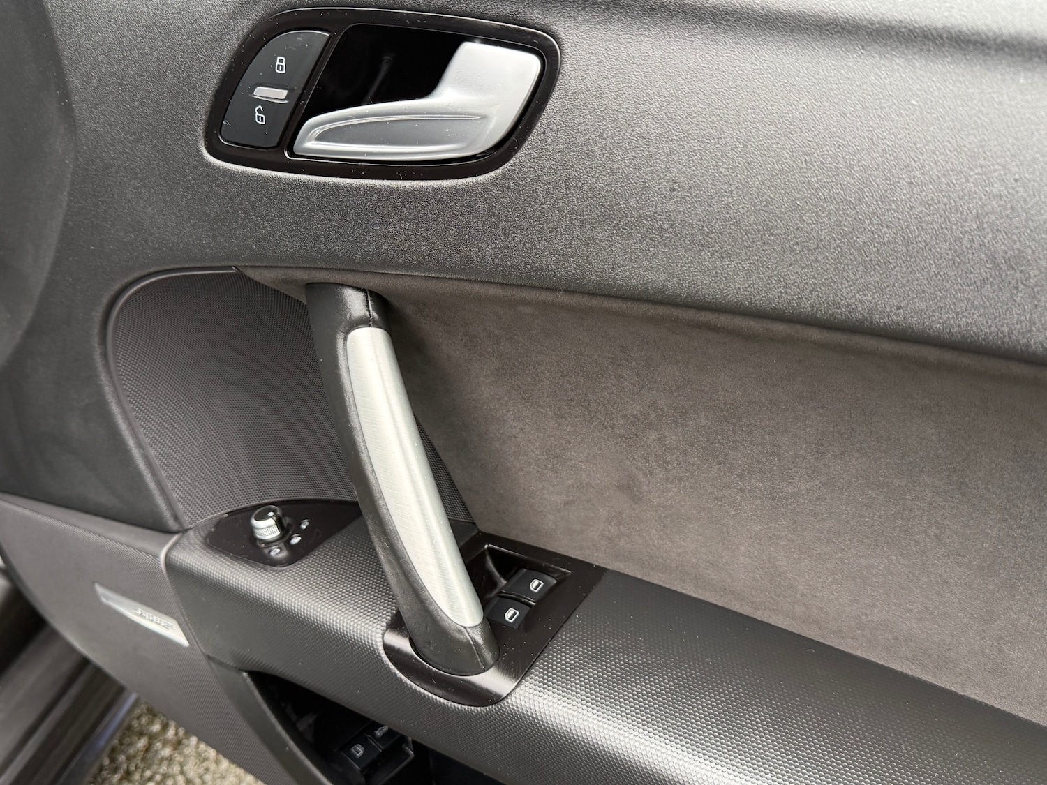 Used Audi TT 2013 for sale - 77449569: Photo 28