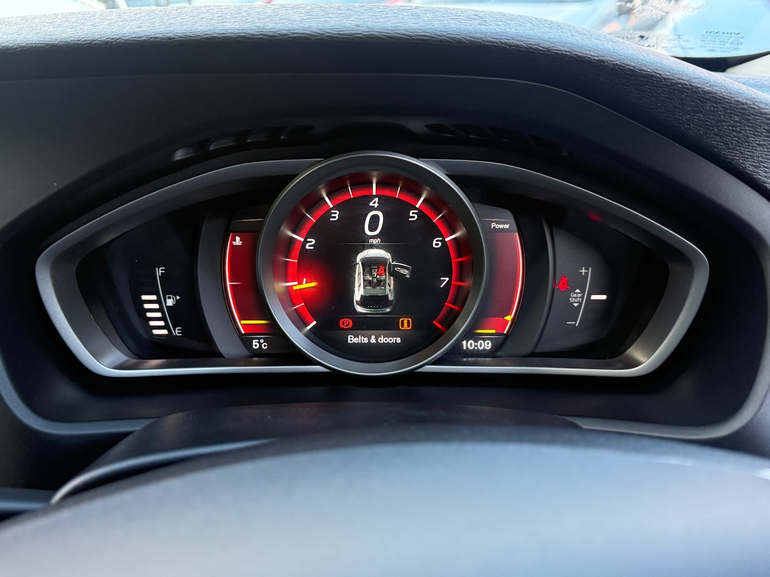 Used Volvo V40 2017 for sale - 77048132: Photo 21