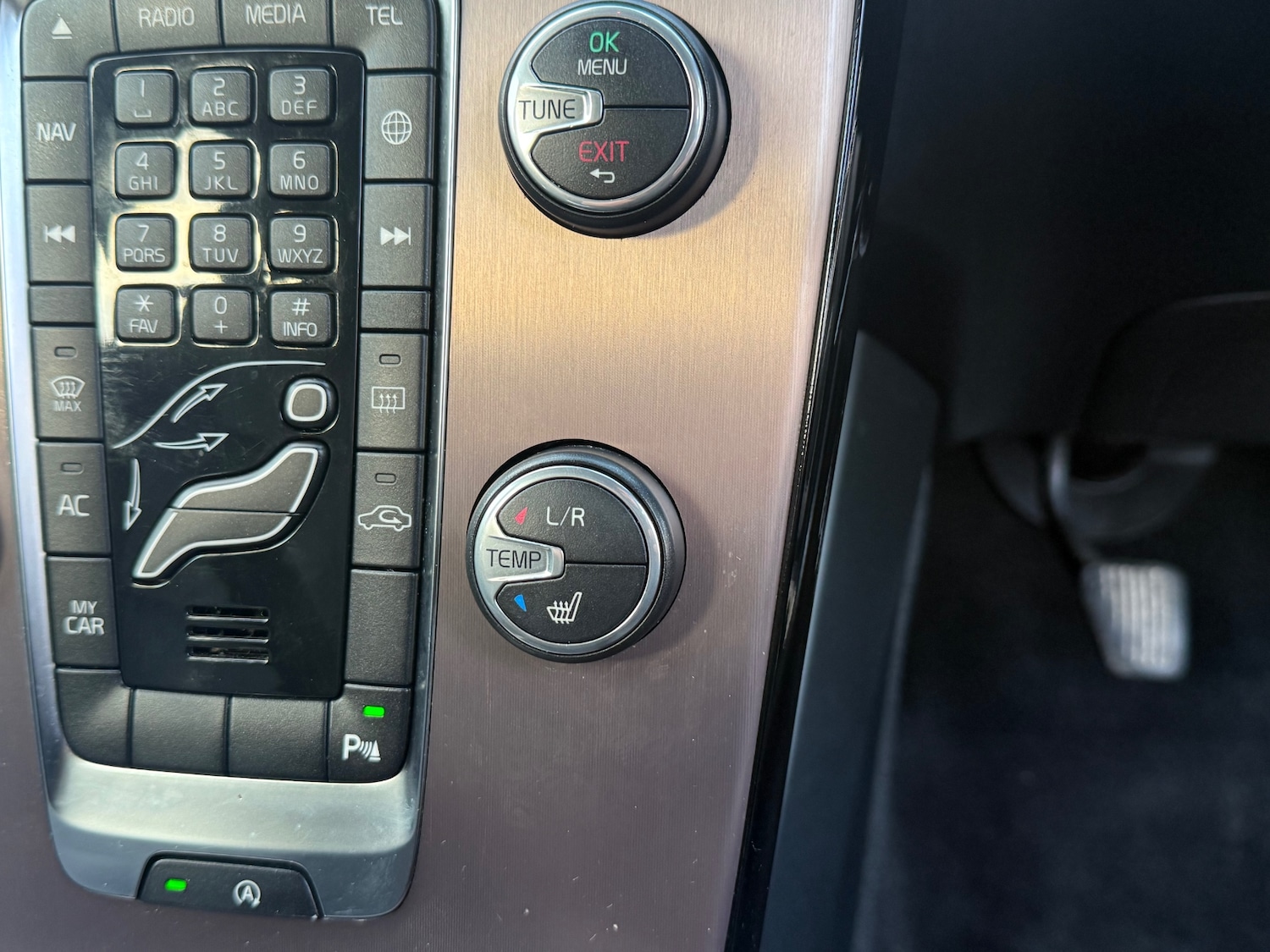 Used Volvo V40 2017 for sale - 77048132: Photo 27