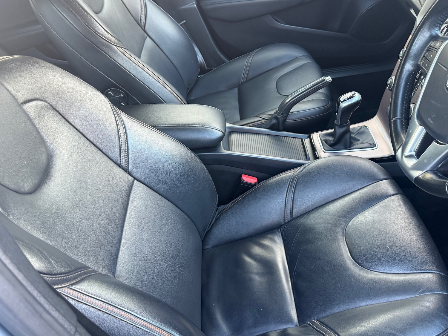 Used Volvo V40 2017 for sale - 77048132: Photo 33