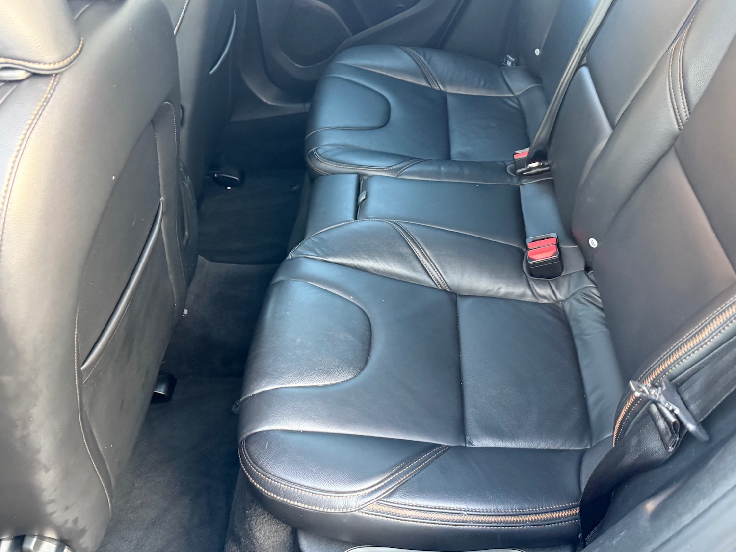 Used Volvo V40 2017 for sale - 77048132: Photo 37