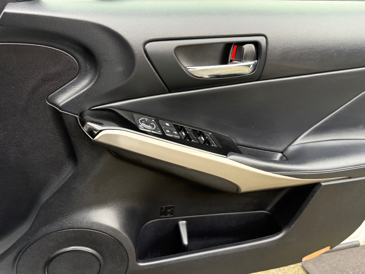 Used Lexus IS 2015 for sale - 78029136: Photo 28