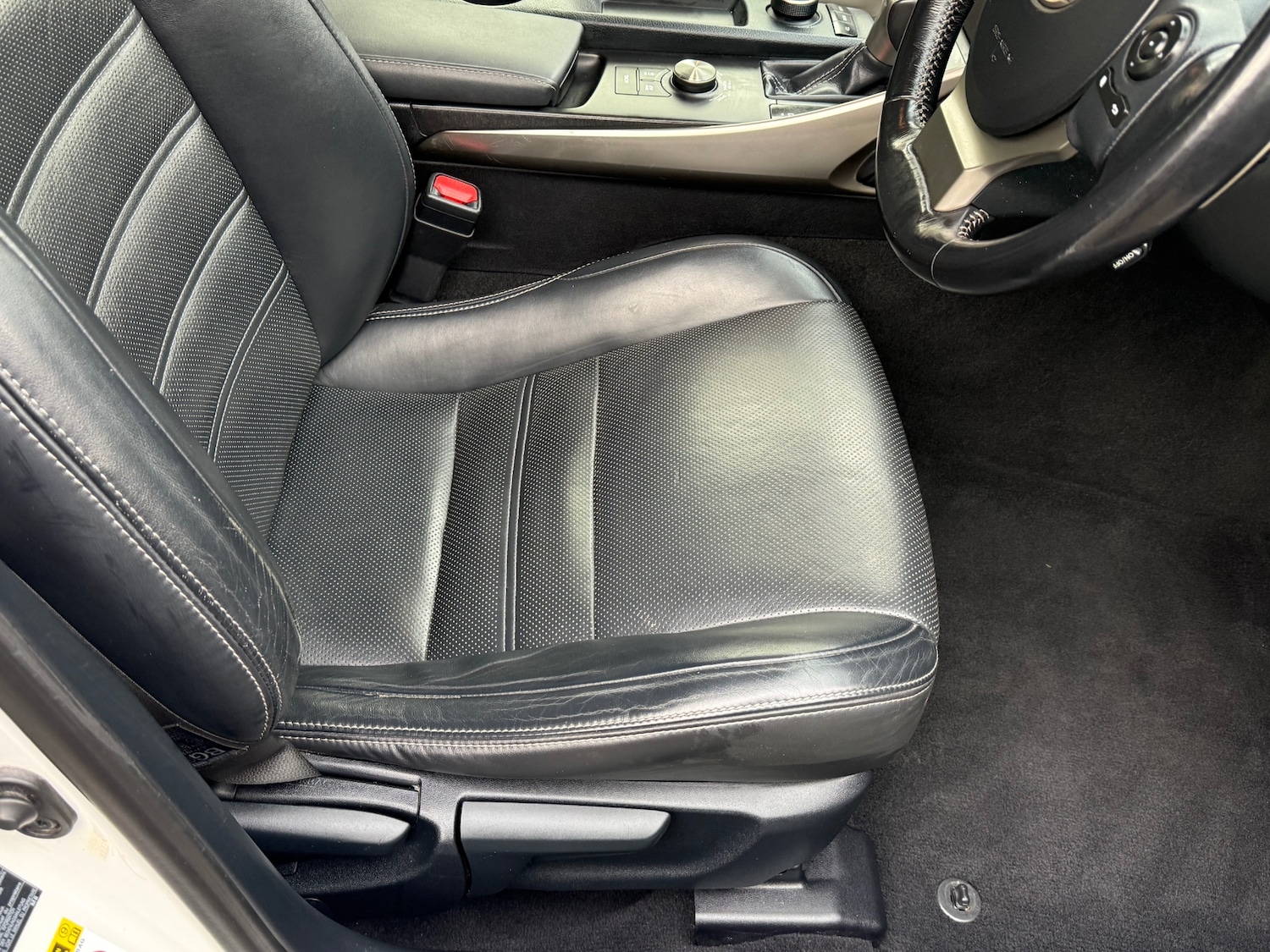 Used Lexus IS 2015 for sale - 78029136: Photo 29