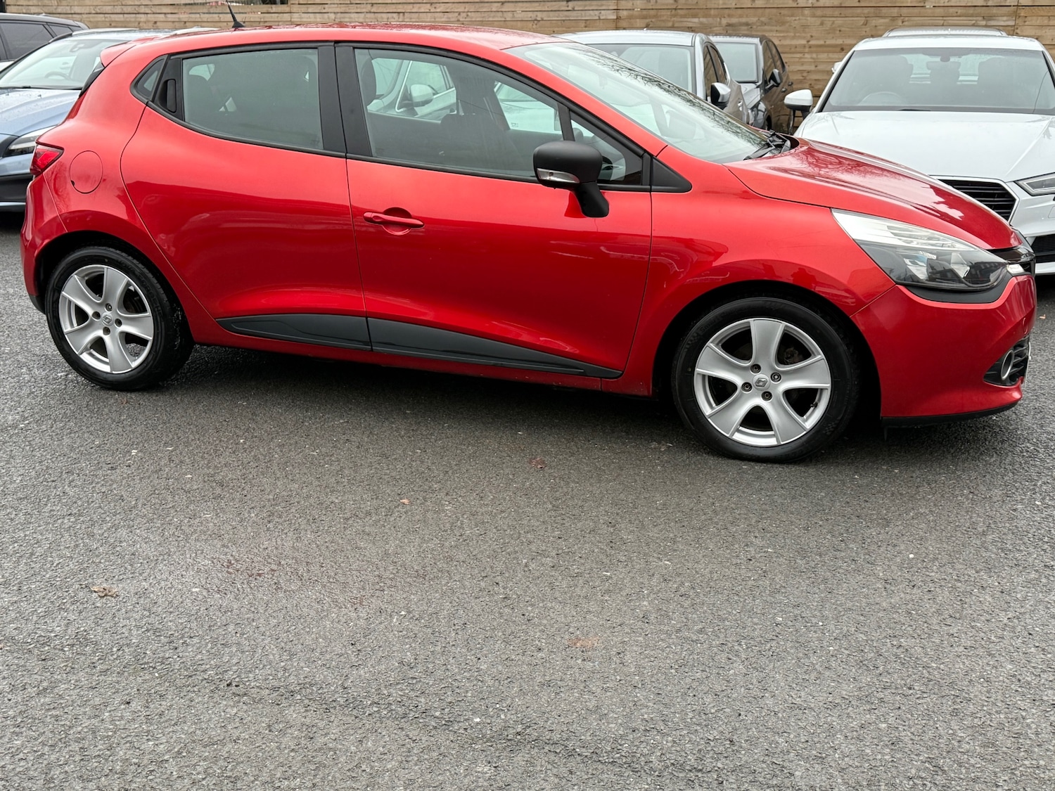 Used Renault Clio 2015 for sale - 77137235: Photo 13