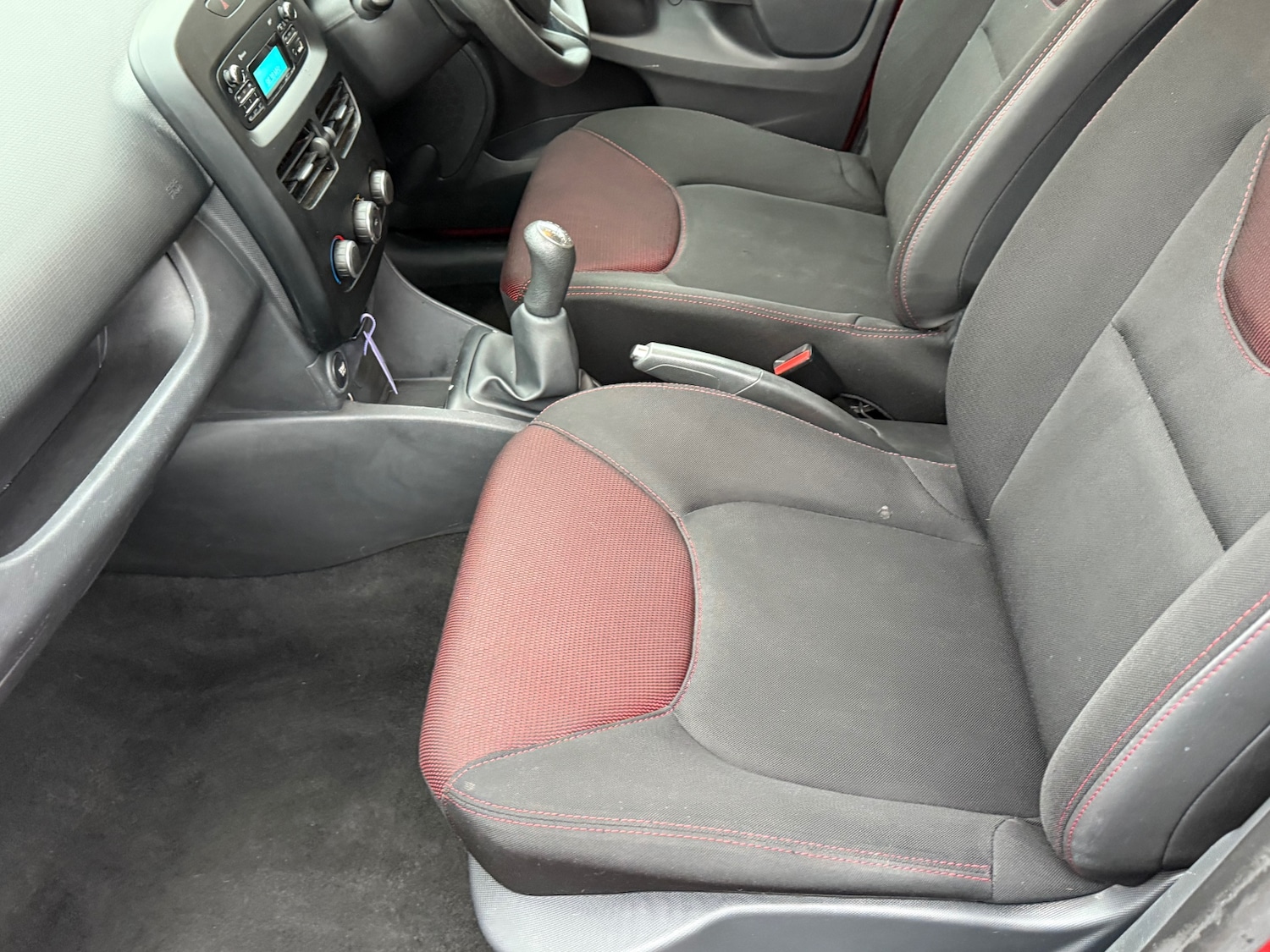 Used Renault Clio 2015 for sale - 77137235: Photo 27