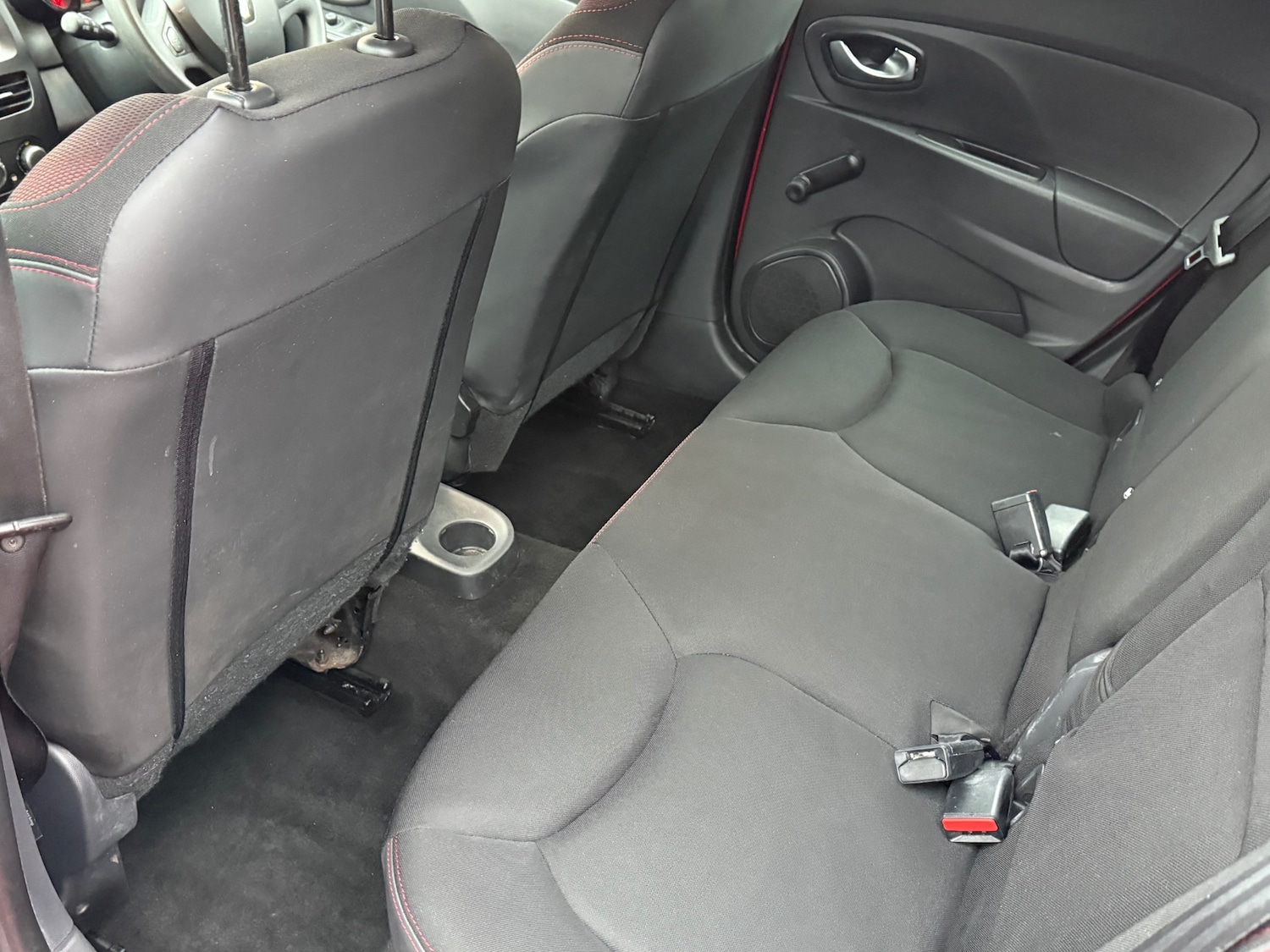 Used Renault Clio 2015 for sale - 77137235: Photo 31