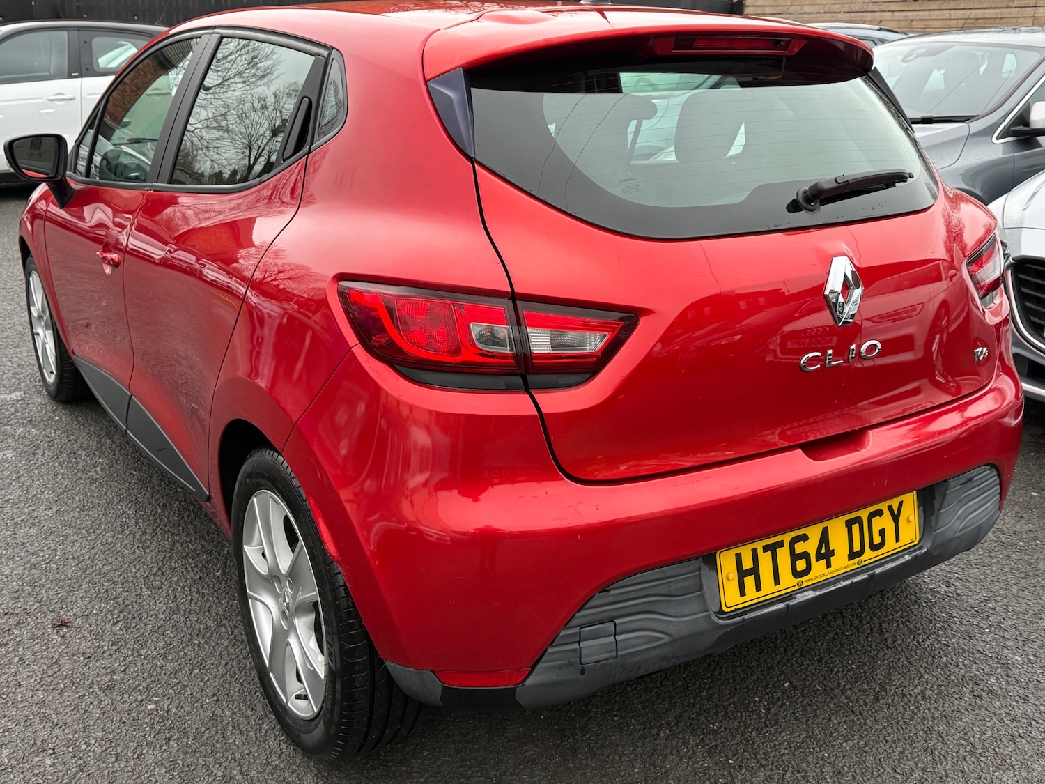 Used Renault Clio 2015 for sale - 77137235: Photo 4