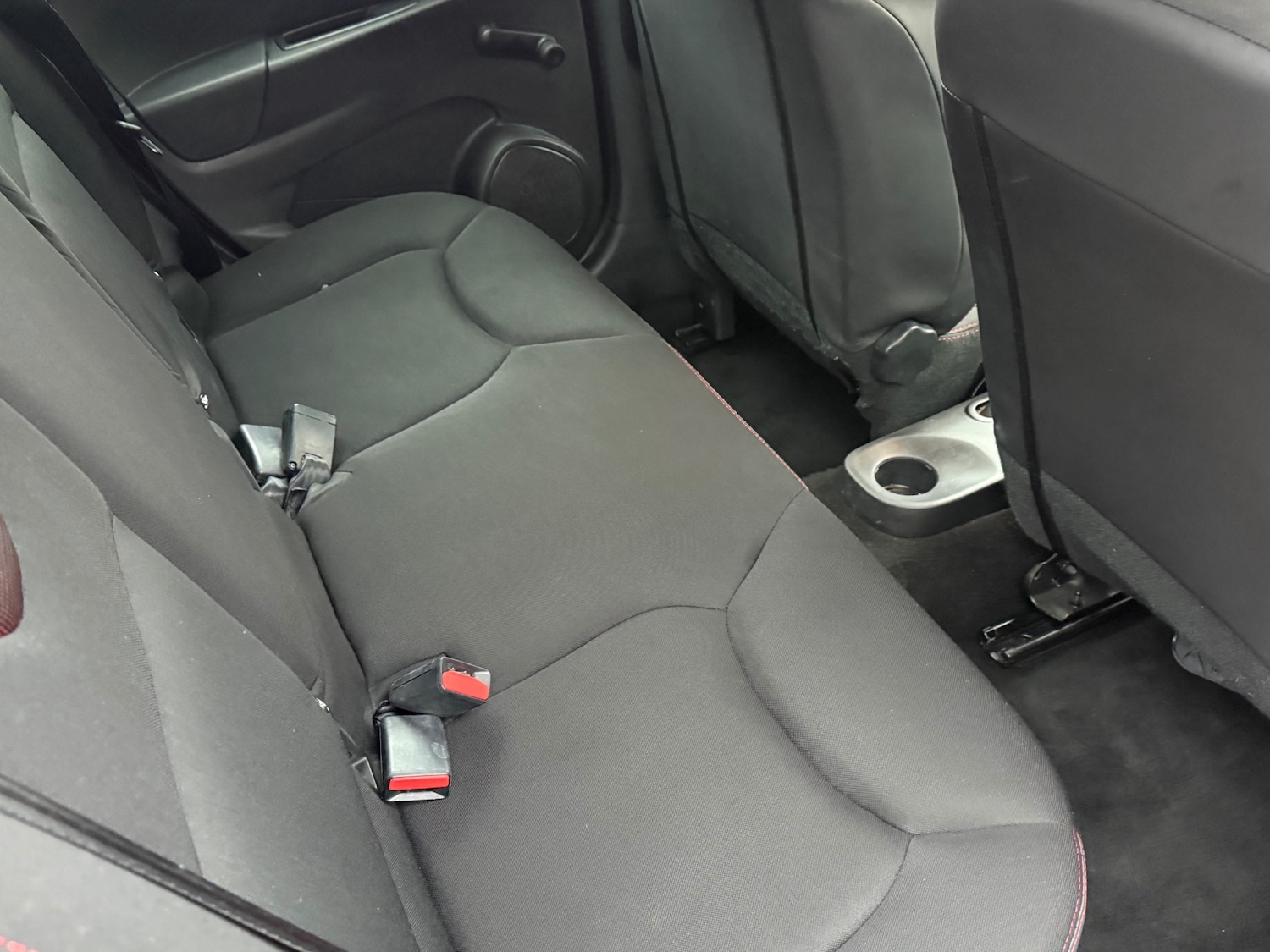 Used Renault Clio 2015 for sale - 77137235: Photo 8