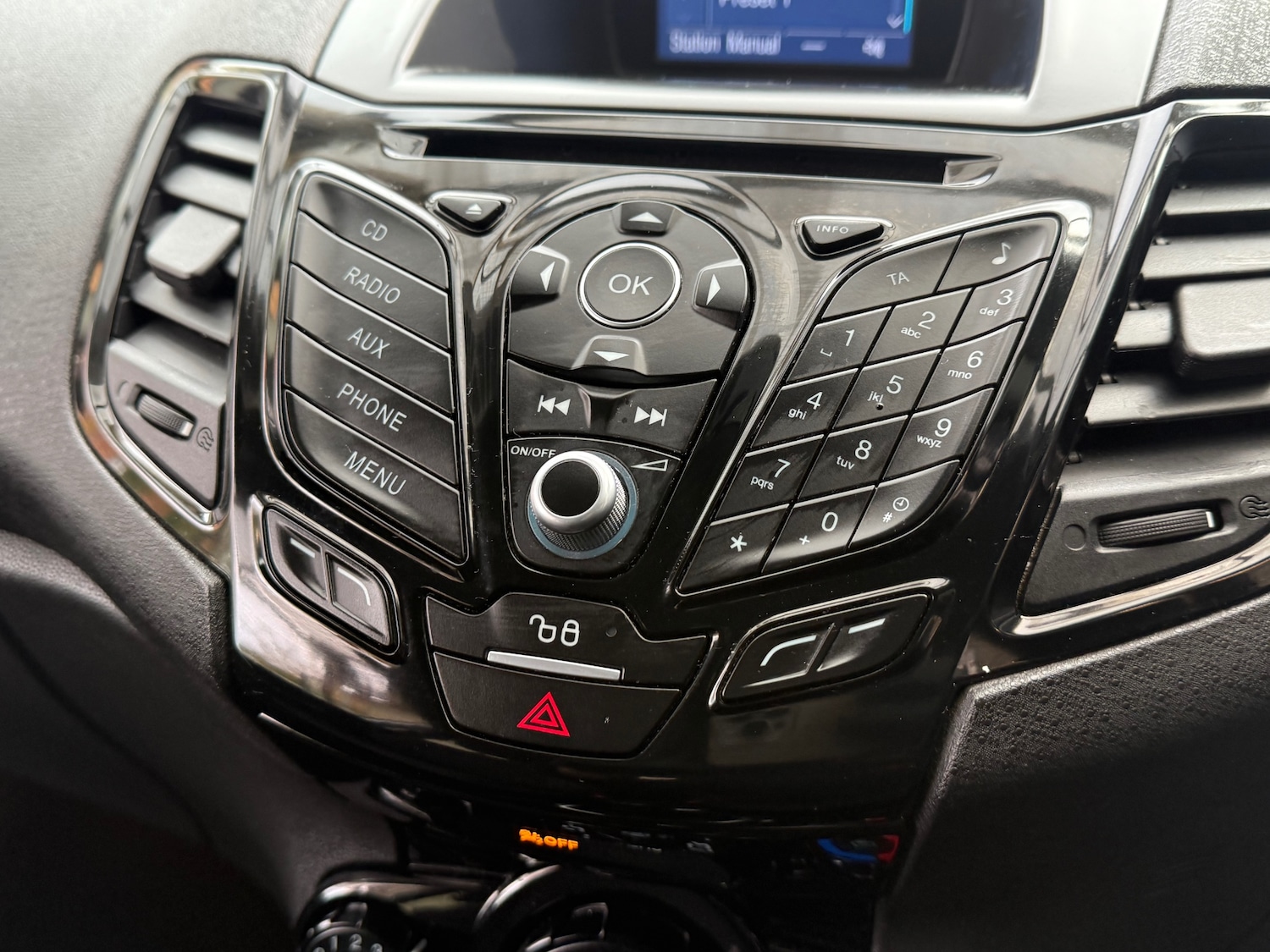 Used Ford Fiesta 2016 for sale - 76425986: Photo 21