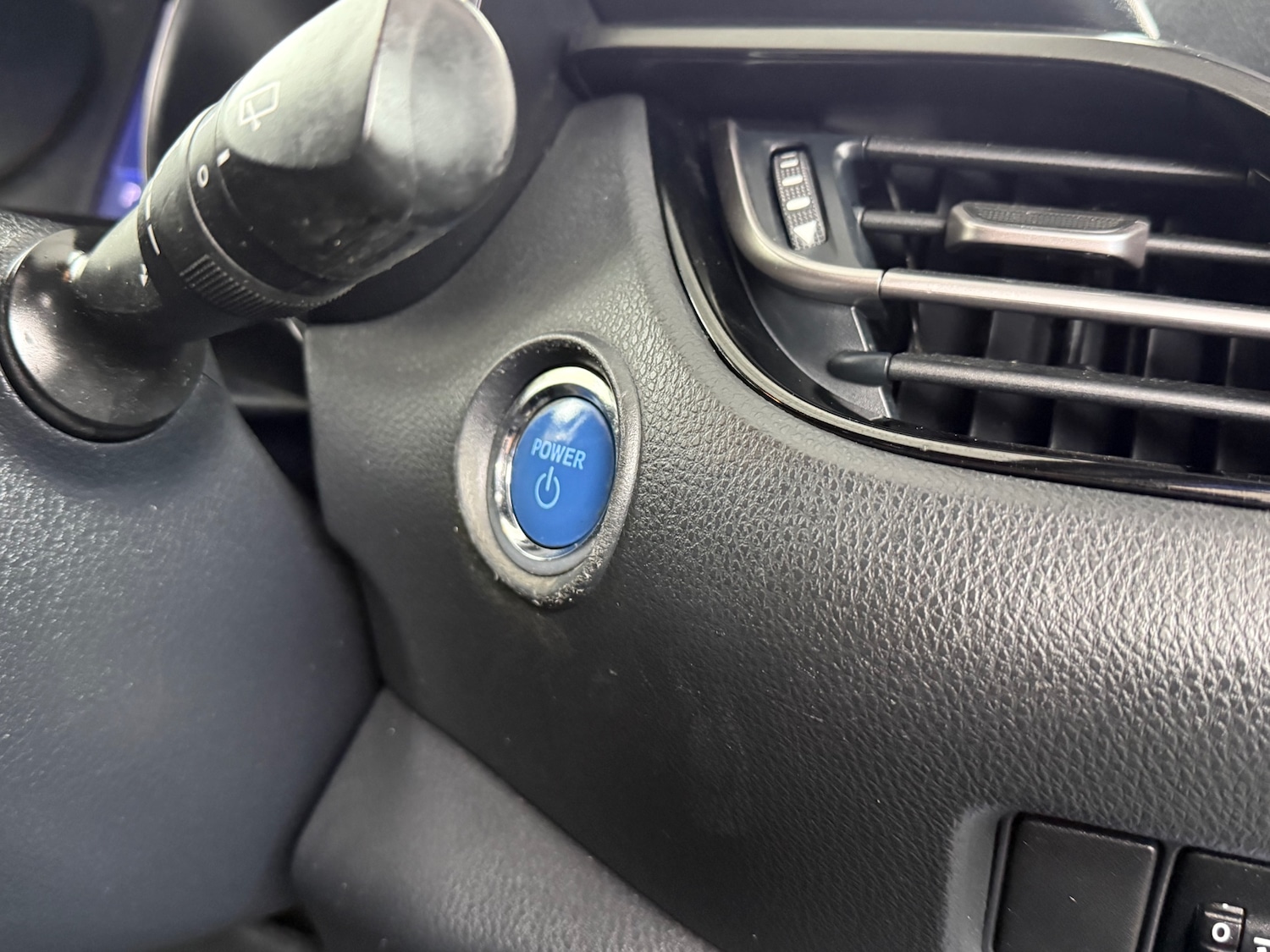 Used Toyota C-HR 2018 for sale - 77678730: Photo 22