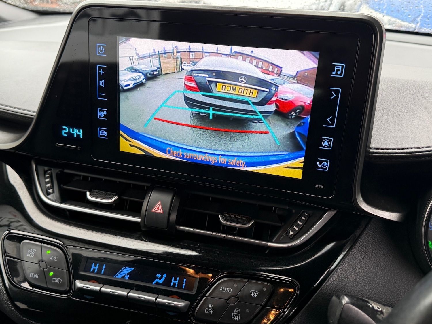 Used Toyota C-HR 2018 for sale - 77678730: Photo 24