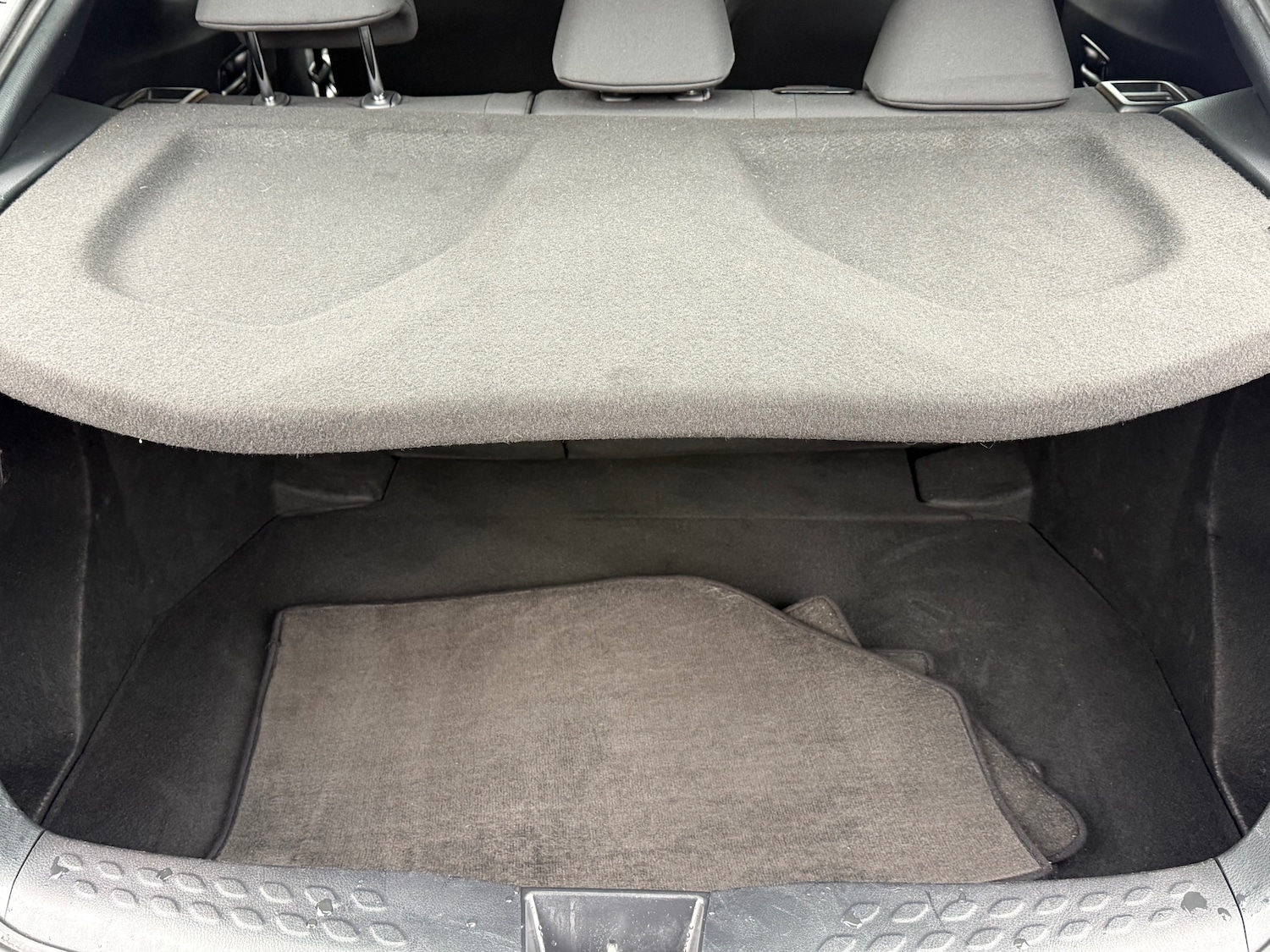 Used Toyota C-HR 2018 for sale - 77678730: Photo 41