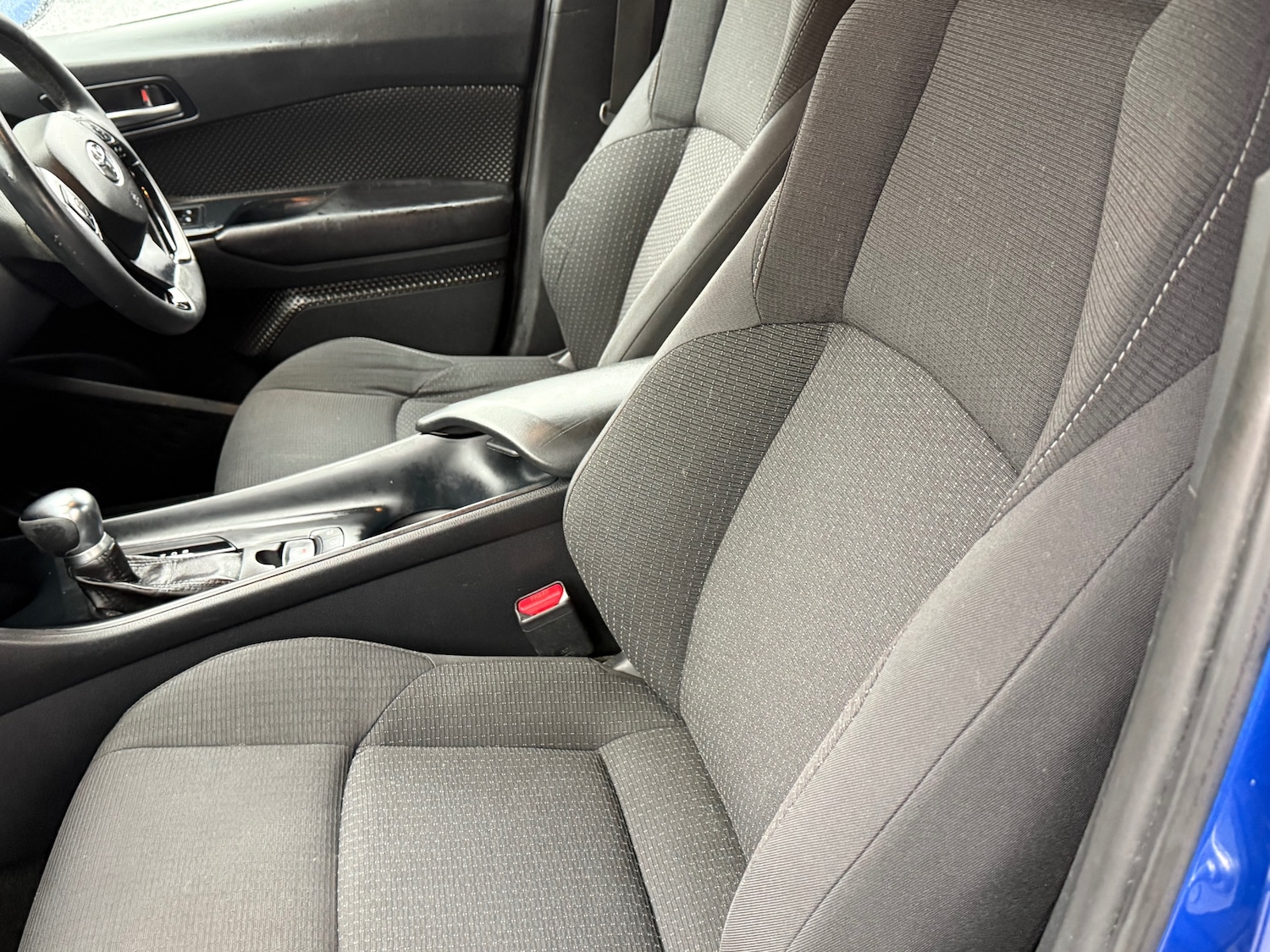 Used Toyota C-HR 2018 for sale - 77678730: Photo 7